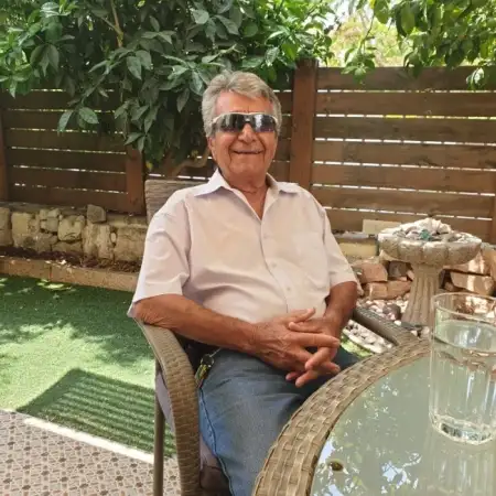 משה, 79פתח תקווה 