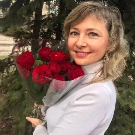 Alya, 51בת ים 