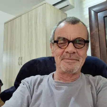 סידני, 69חדרה