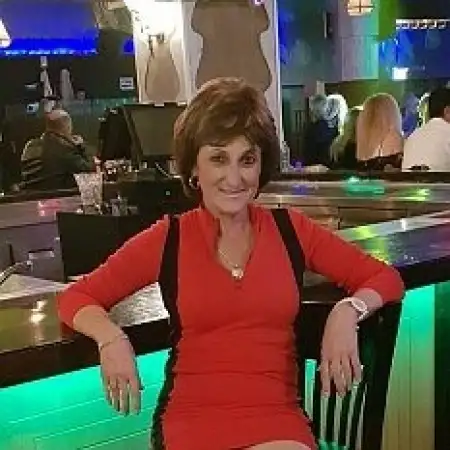 אירינה, 65בת ים 
