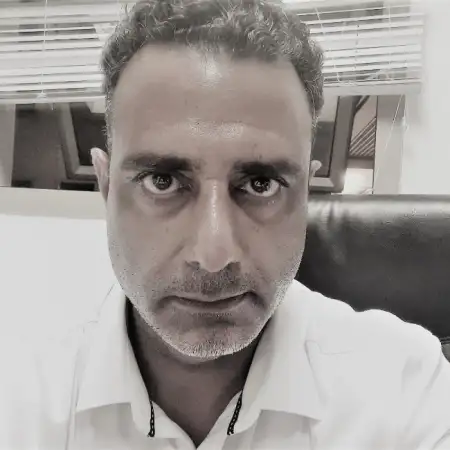 יוסי, 49הוד השרון