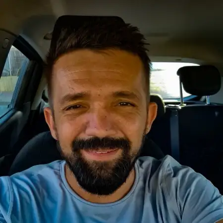 Denis, 49דימונה 
