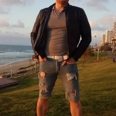 Igor, 41