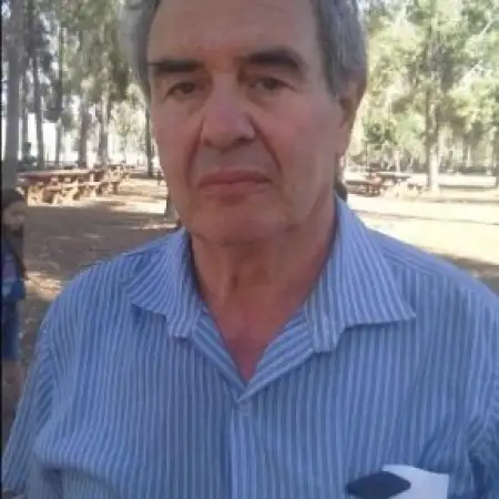 Grisha, 85בת ים 