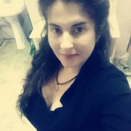 Uliana, 41