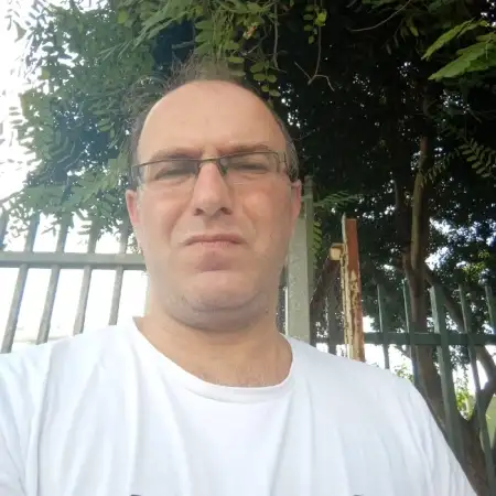 דניאל, 49תל אביב