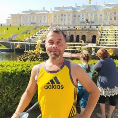 Yuriy, 53