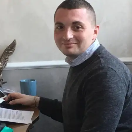 Ruslan, 37 