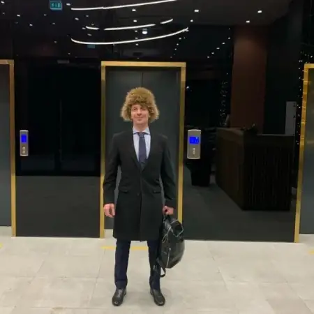 Andrey, 41 