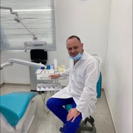 Alik, 47רחובות 