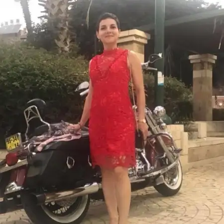 Alla, 45בת ים 