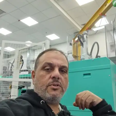 יגאל, 54קריית מוצקין
