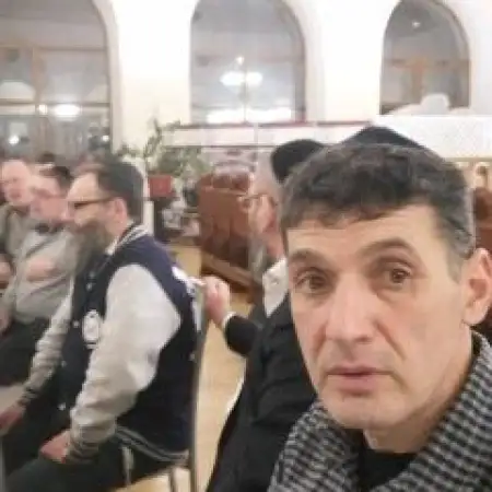 Dmitriy, 52