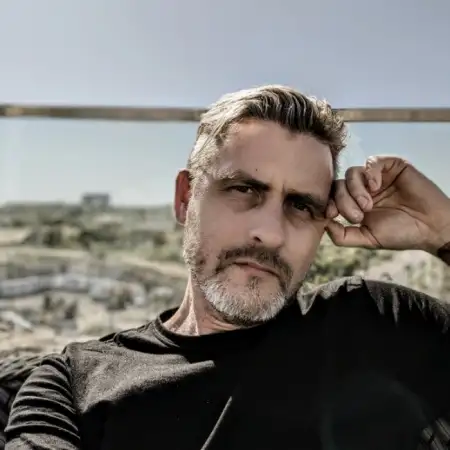 Alexandr, 44לוד