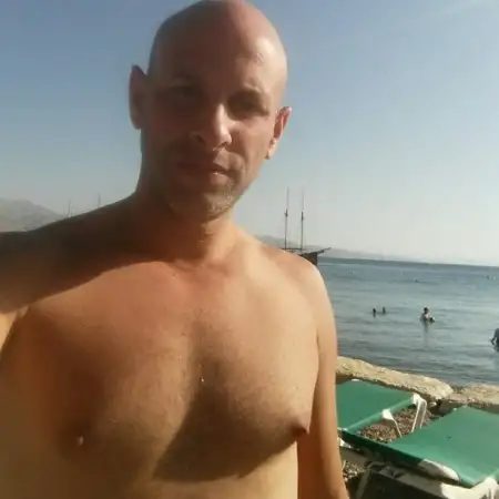 צח, 46חולון 