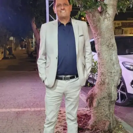 מיכאל, 60באר שבע