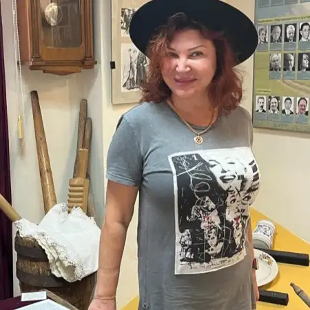 Marianna, 55