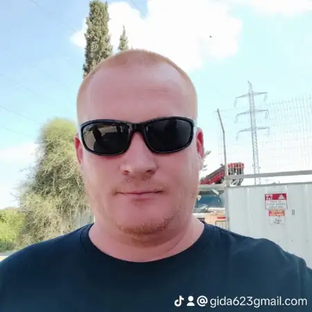 Alex, 45חיפה