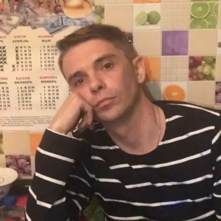 Stas, 41