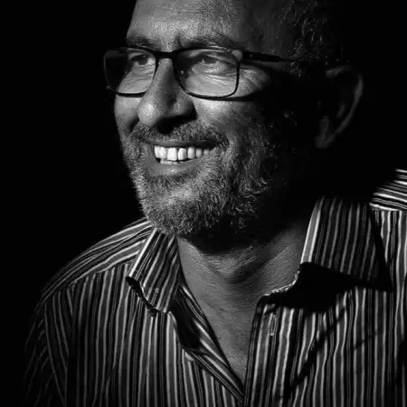 Alex, 61מודיעין