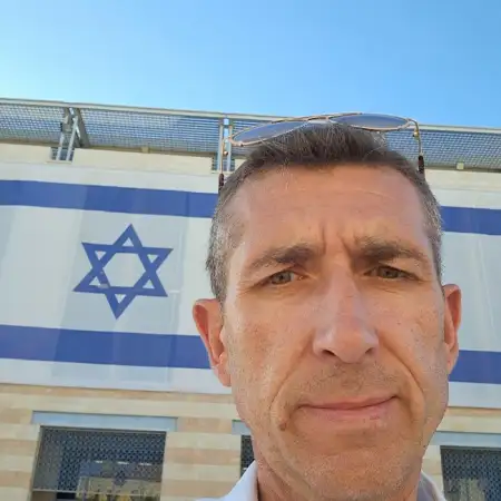 Avraam, 49ירושלים