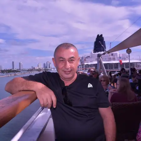 Shlomo, 63