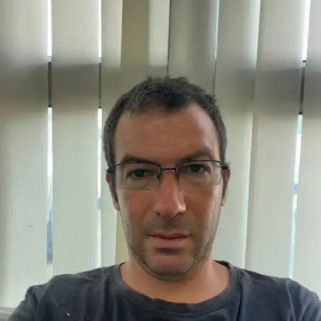 רומן, 41ראשון לציון 