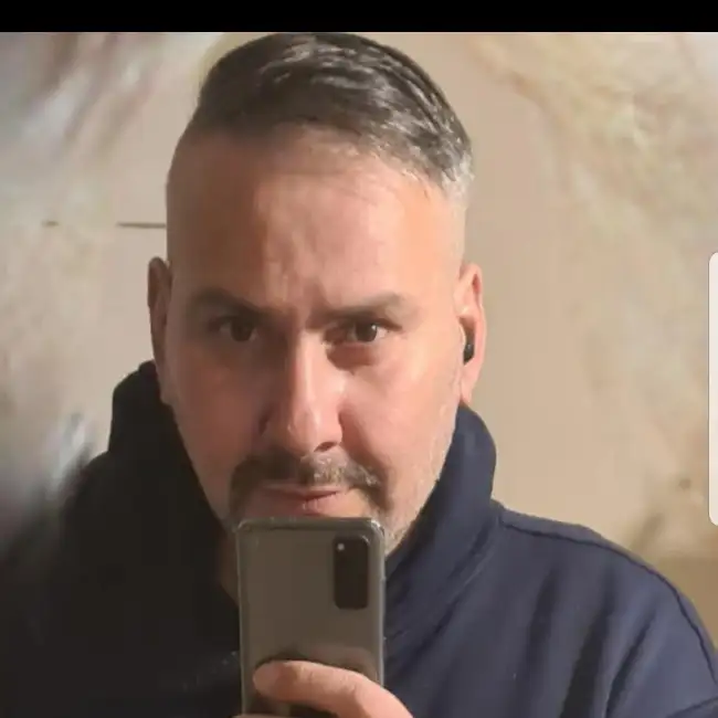 Nikola, 44 - עלית דייט