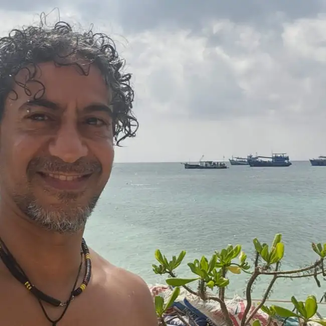 Yaniv, 51