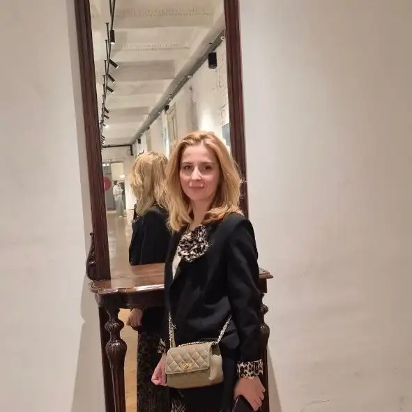 Anastasiya · 40 ·